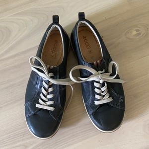 leather sneaker by Ecco